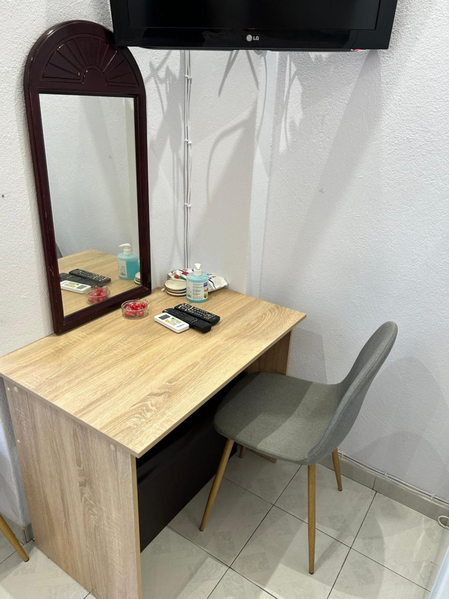 Ano Poli Studios 1 Soluň Exteriér fotografie
